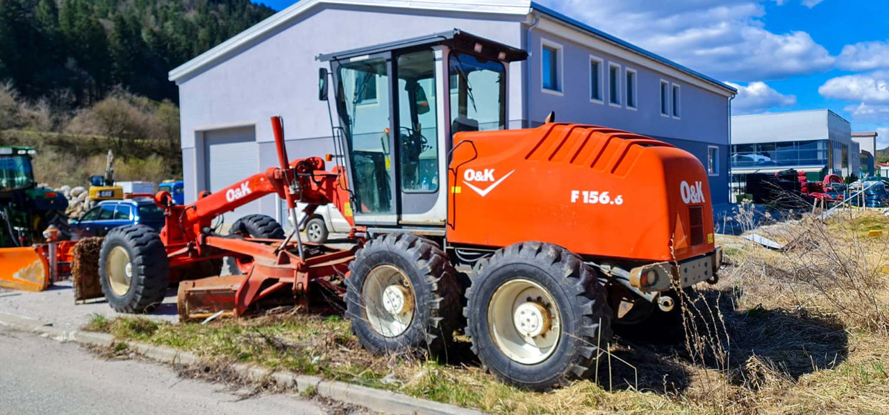 O&K F156.6 - ماكينة تسوية: صورة 2 O&K F156.6 - ماكينة تسوية: صورة 2