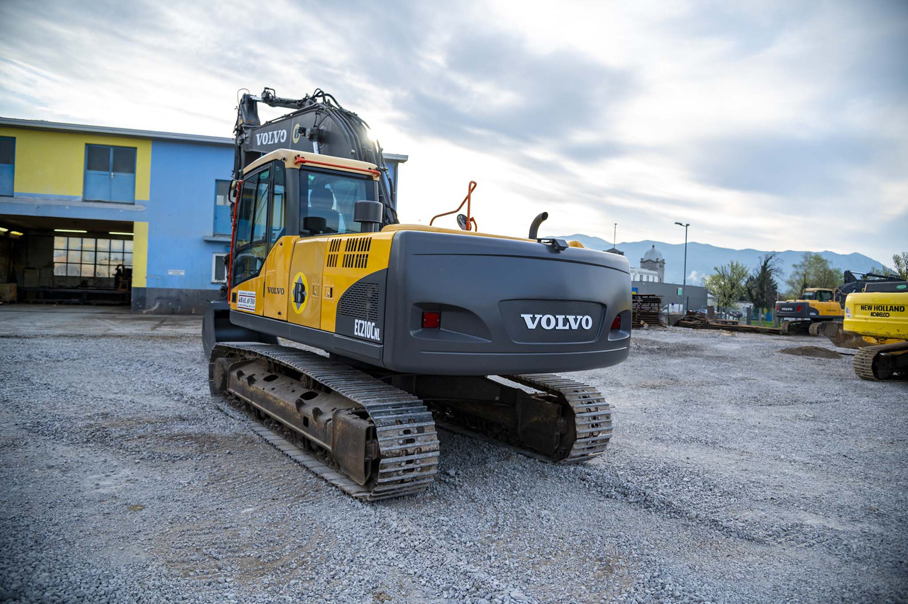 VOLVO EC210CNL - حفار زاحف: صورة 5 VOLVO EC210CNL - حفار زاحف: صورة 5