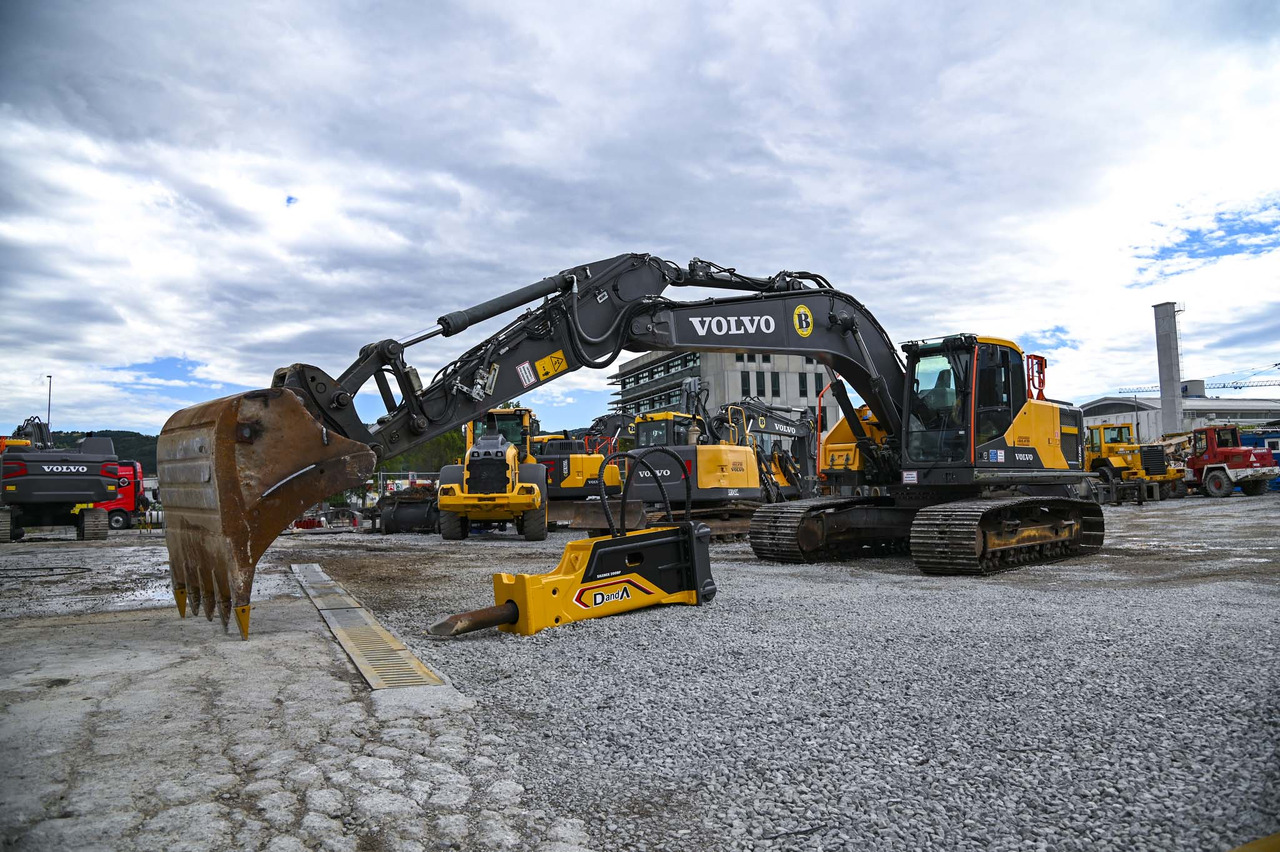 VOLVO EC220EL - حفار زاحف: صورة 1 VOLVO EC220EL - حفار زاحف: صورة 1