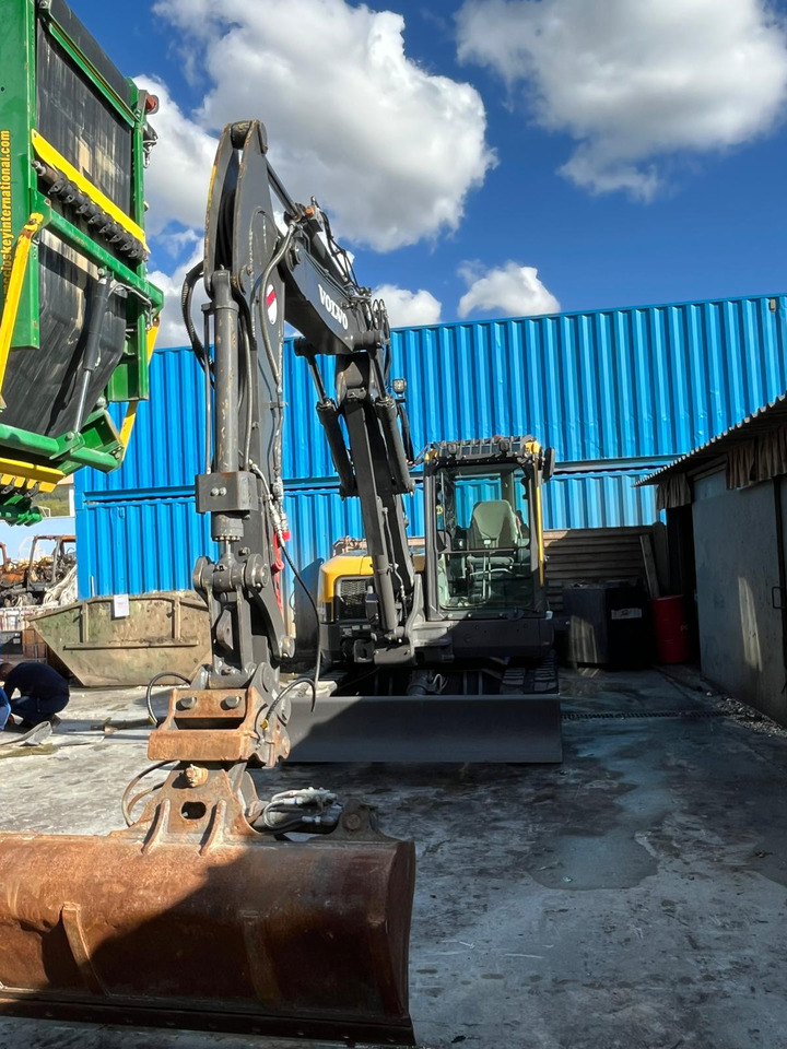 VOLVO ECR88D - حفار صغير: صورة 1 VOLVO ECR88D - حفار صغير: صورة 1
