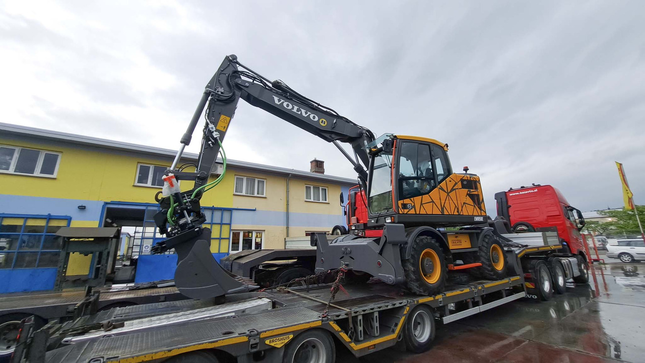 VOLVO EWR150E - حفار ذو عجلات: صورة 1 VOLVO EWR150E - حفار ذو عجلات: صورة 1
