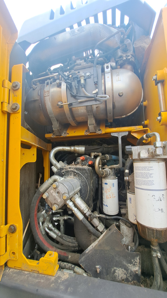 VOLVO EWR150E - حفار ذو عجلات: صورة 4 VOLVO EWR150E - حفار ذو عجلات: صورة 4