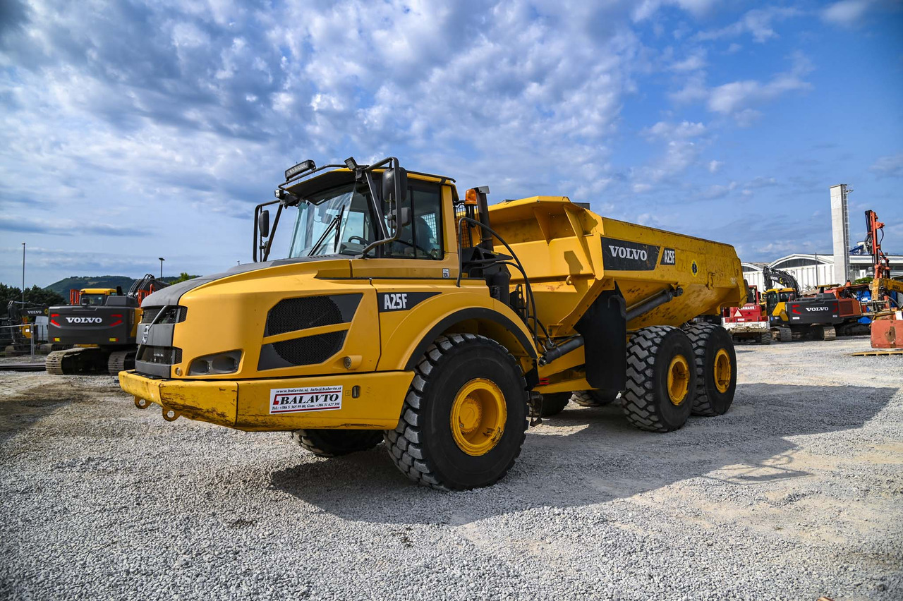 Volvo A25F - شاحنة مفصلية: صورة 2 Volvo A25F - شاحنة مفصلية: صورة 2