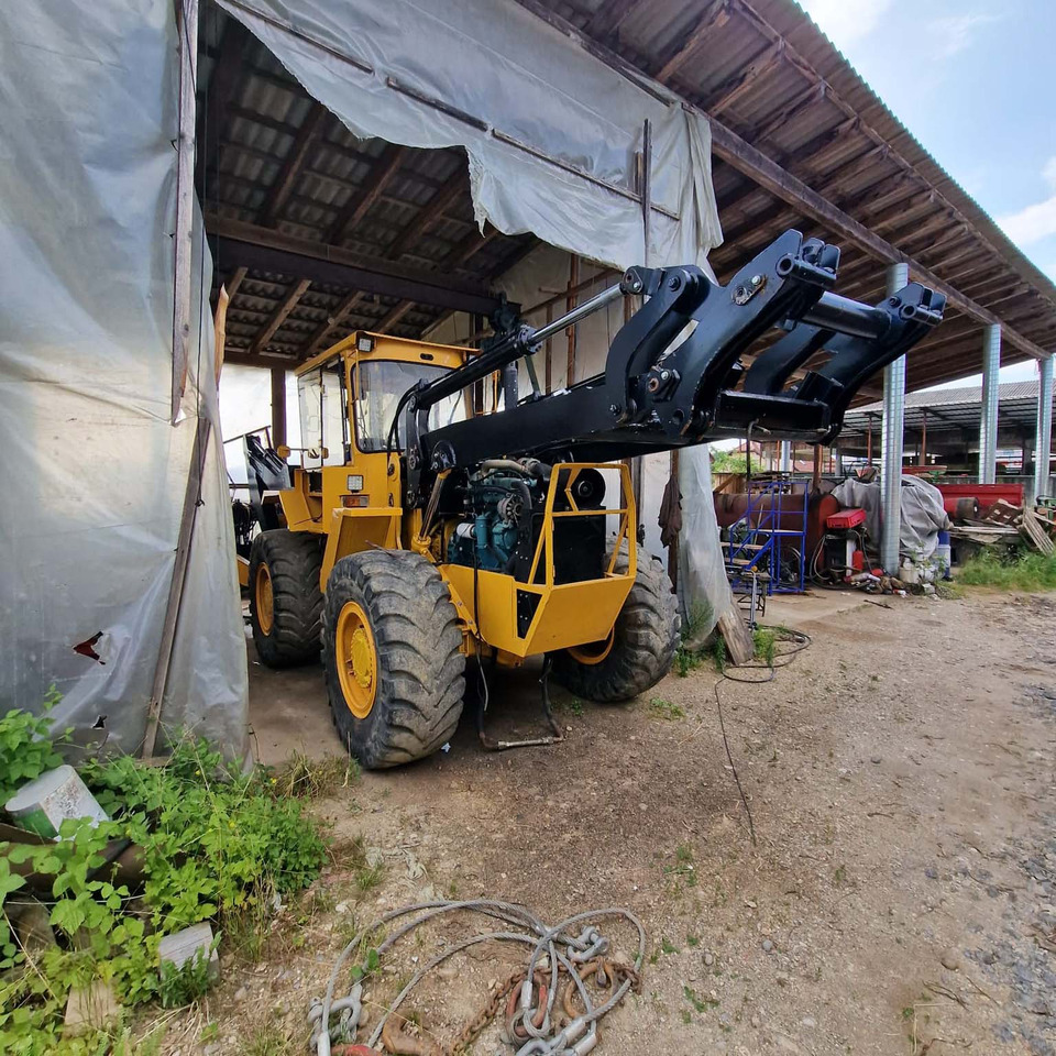 Volvo BM6300 - لودر ذو محراث خلفي/ باكهو: صورة 3 Volvo BM6300 - لودر ذو محراث خلفي/ باكهو: صورة 3