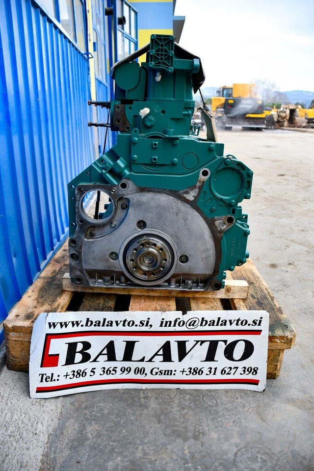 Volvo D7E Long block 11410957 Volvo L120E, L120F, L110E, L110F - محرك - اللودر بعجل: صورة 5 Volvo D7E Long block 11410957 Volvo L120E, L120F, L110E, L110F - محرك - اللودر بعجل: صورة 5