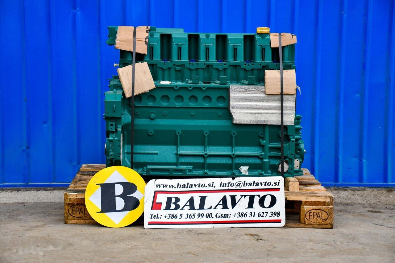 Volvo D7E Long block 11410957 Volvo L120E, L120F, L110E, L110F - محرك - اللودر بعجل: صورة 1 Volvo D7E Long block 11410957 Volvo L120E, L120F, L110E, L110F - محرك - اللودر بعجل: صورة 1