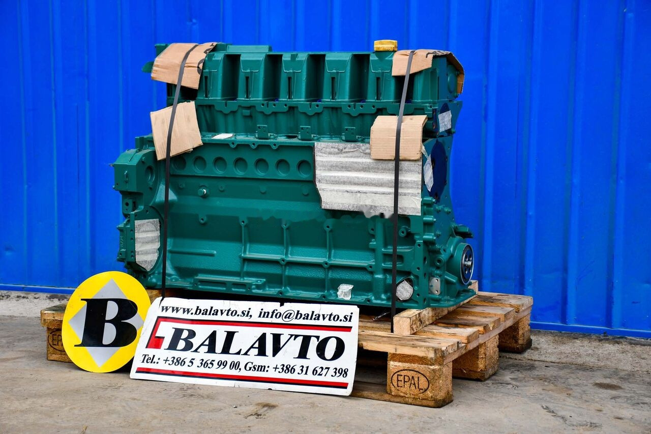 Volvo D7E Long block 11410957 Volvo L120E, L120F, L110E, L110F - محرك - اللودر بعجل: صورة 2 Volvo D7E Long block 11410957 Volvo L120E, L120F, L110E, L110F - محرك - اللودر بعجل: صورة 2