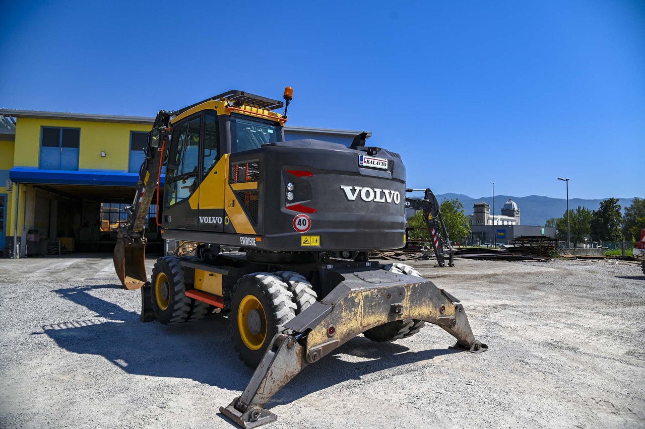 Volvo EWR150E - حفار ذو عجلات: صورة 5 Volvo EWR150E - حفار ذو عجلات: صورة 5