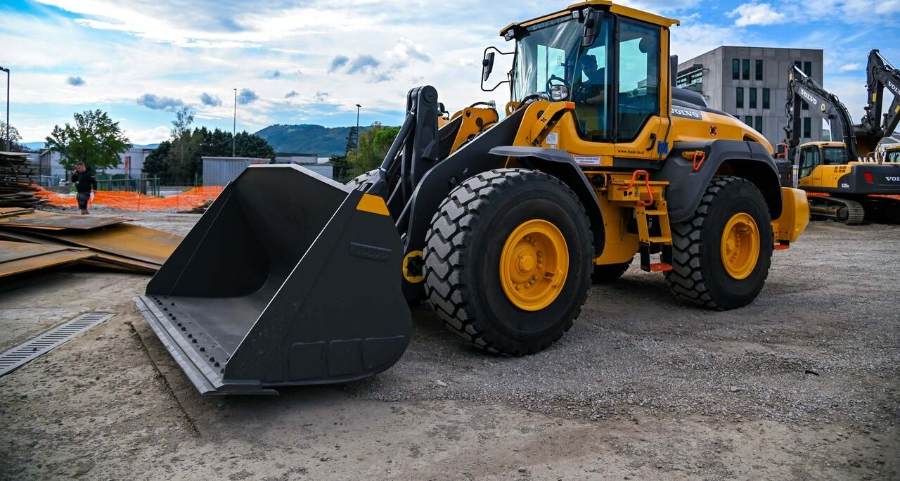 Volvo L110H - اللودر بعجل: صورة 1 Volvo L110H - اللودر بعجل: صورة 1