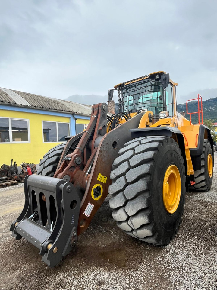 Volvo L220H - اللودر بعجل: صورة 2 Volvo L220H - اللودر بعجل: صورة 2