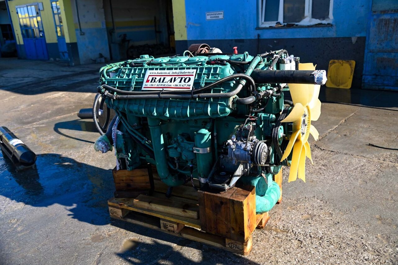 Volvo TD103KAE 15003091 Volvo EC390, EC340 - محرك - حفّار: صورة 2 Volvo TD103KAE 15003091 Volvo EC390, EC340 - محرك - حفّار: صورة 2