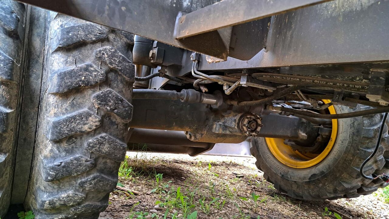 Volvo front 14693936 Volvo EWR150E, EW180E, EWR170E, EW200E MH, EW160E - المحور و قطع الغيار - حفّار: صورة 2 Volvo front 14693936 Volvo EWR150E, EW180E, EWR170E, EW200E MH, EW160E - المحور و قطع الغيار - حفّار: صورة 2