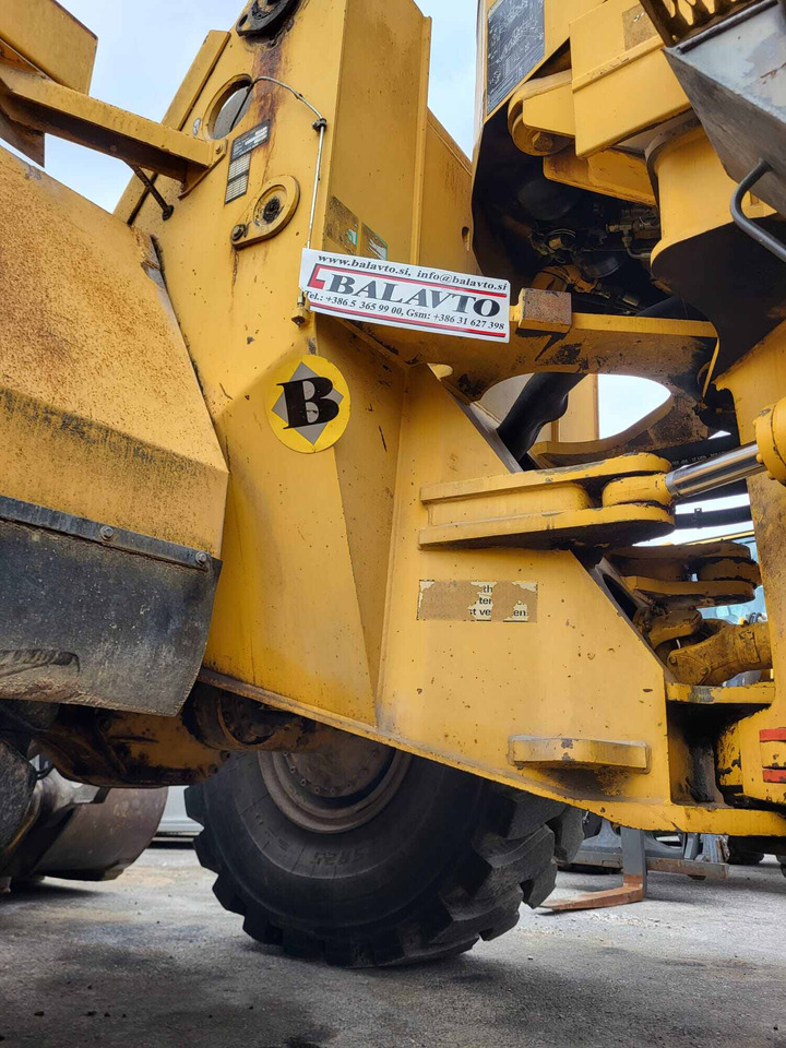 Volvo front frame - إطار هيكلي/ إطار معدني - اللودر: صورة 1 Volvo front frame - إطار هيكلي/ إطار معدني - اللودر: صورة 1