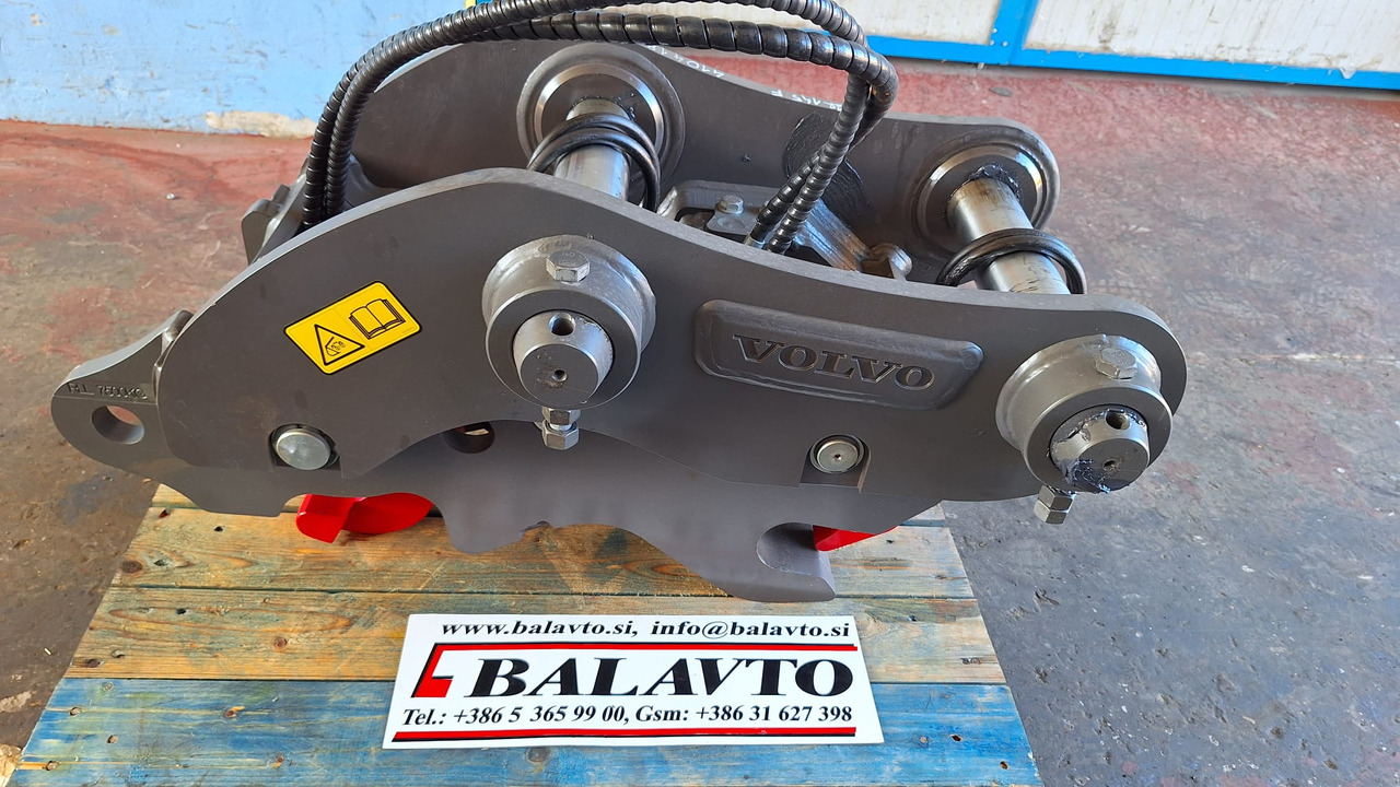 Volvo hydraulic quick coupler UNI65 - قارنة التوصيل السريعة - حفّار: صورة 2 Volvo hydraulic quick coupler UNI65 - قارنة التوصيل السريعة - حفّار: صورة 2