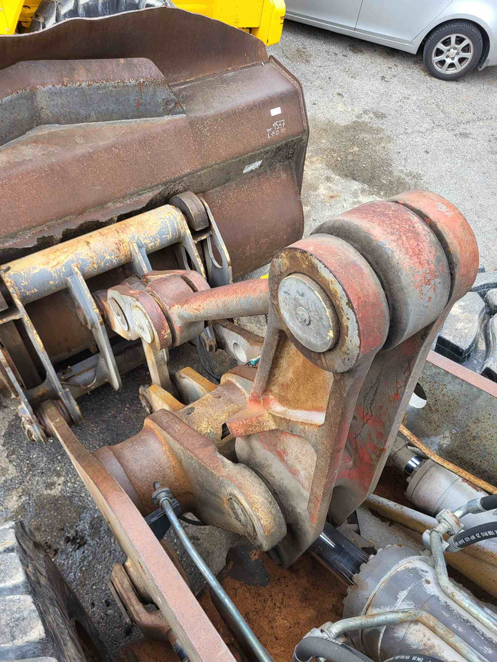 Volvo lifting framework - قطع الغيار - اللودر: صورة 4 Volvo lifting framework - قطع الغيار - اللودر: صورة 4