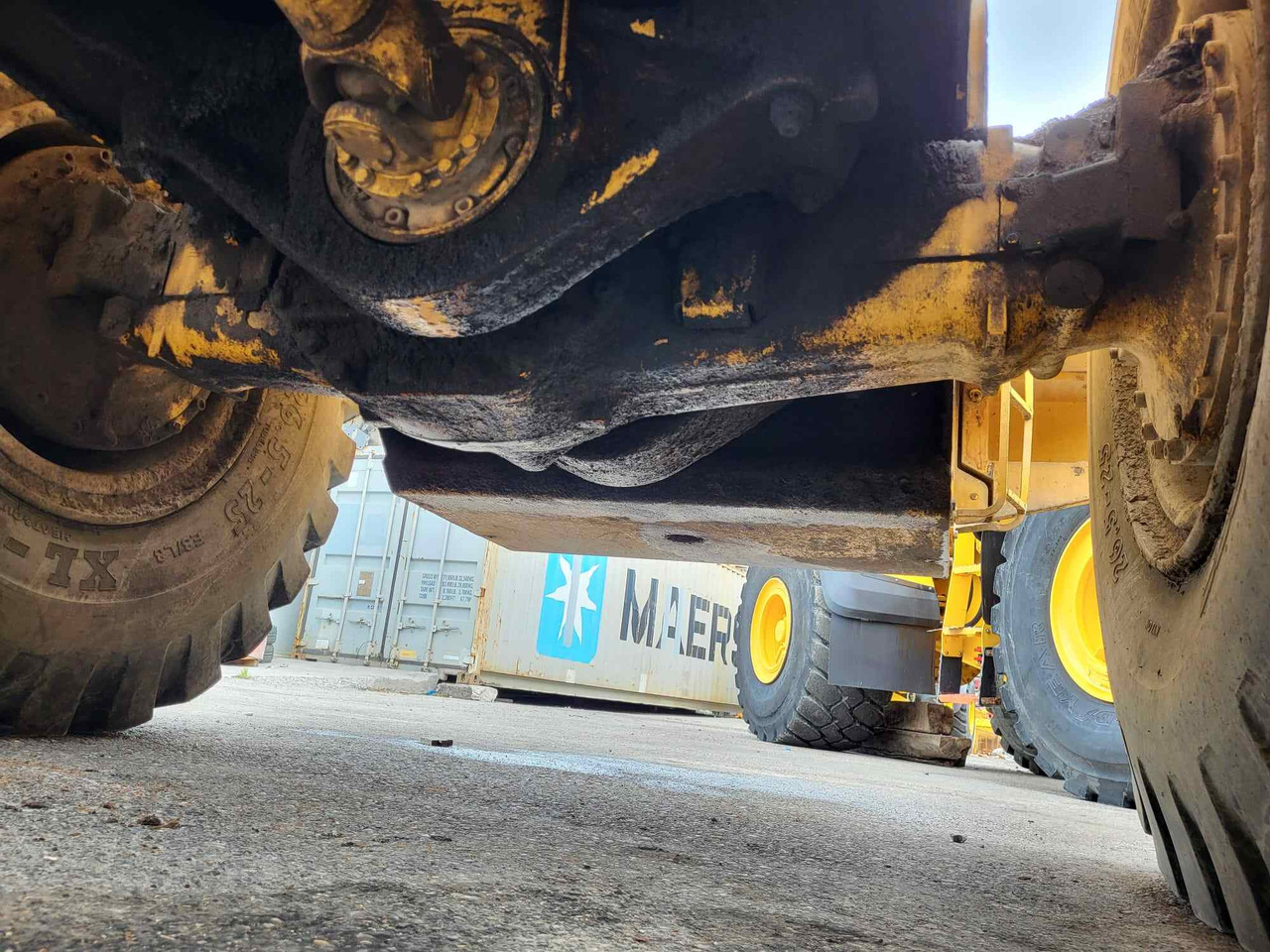 Volvo rear axle - المحور الخلفي - اللودر: صورة 3 Volvo rear axle - المحور الخلفي - اللودر: صورة 3