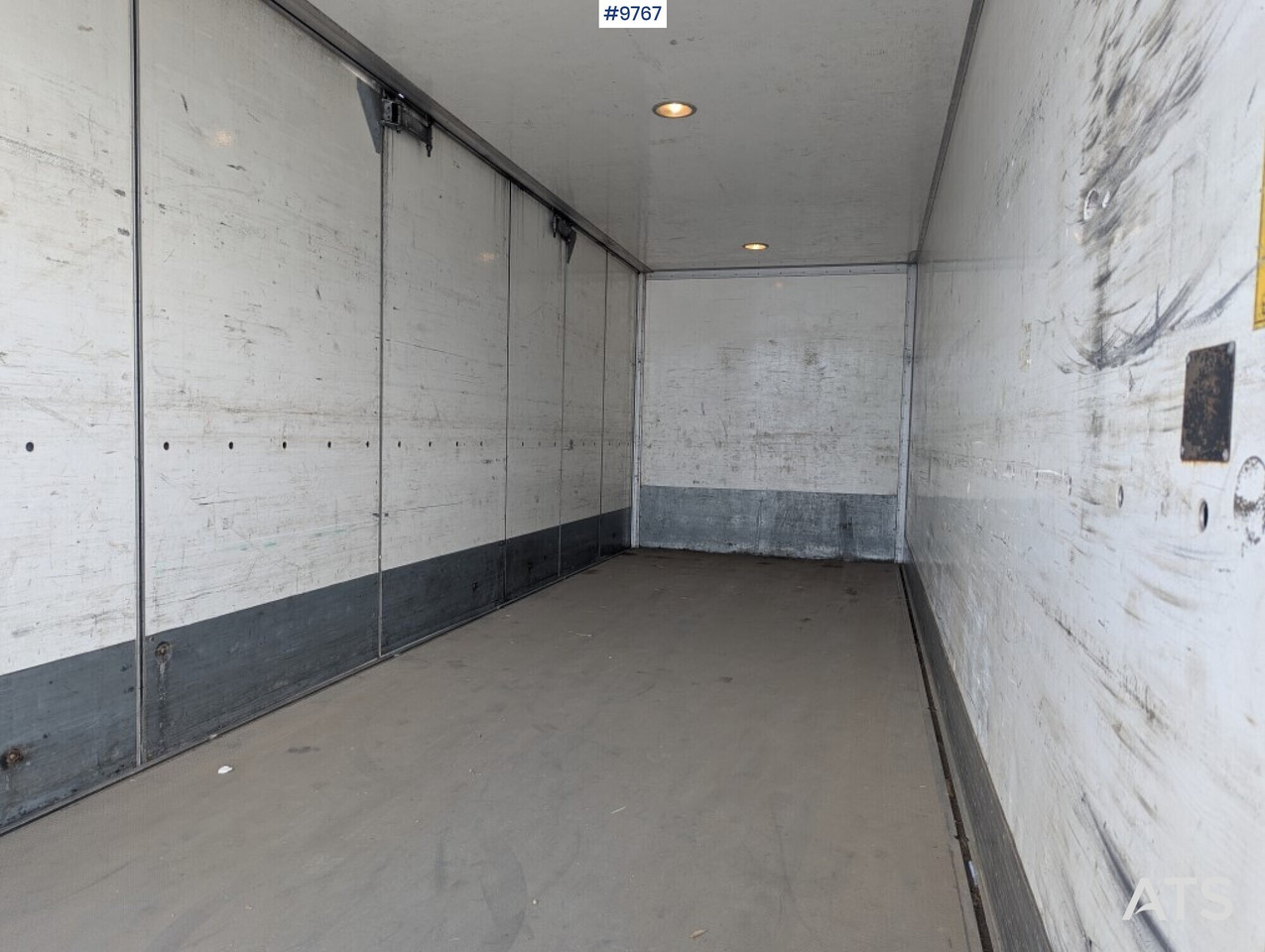 Box Truck Scania P320 4X2 with tail lift - شاحنة صندوقية: صورة 5 Box Truck Scania P320 4X2 with tail lift - شاحنة صندوقية: صورة 5