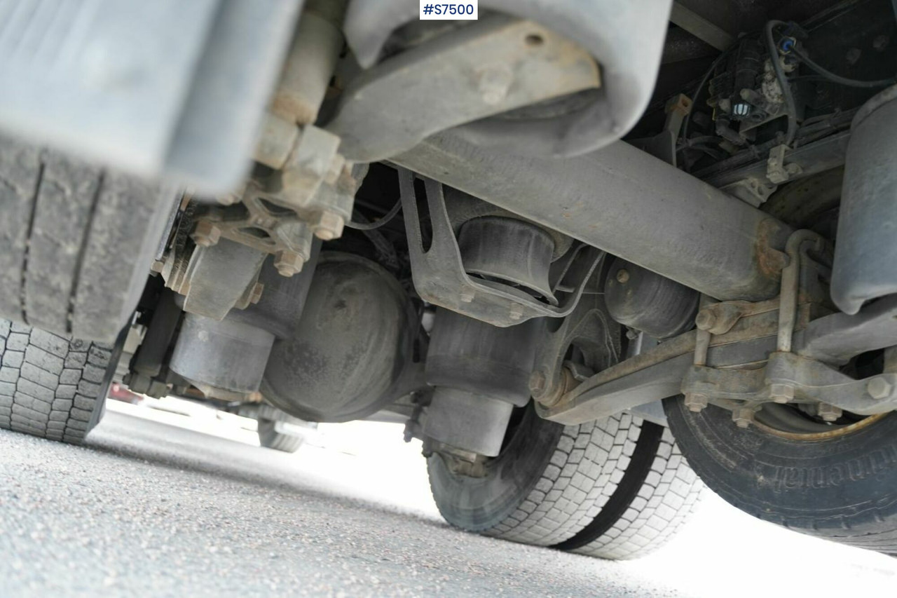 شاحنة صندوقية Box truck Scania R580: صورة 6