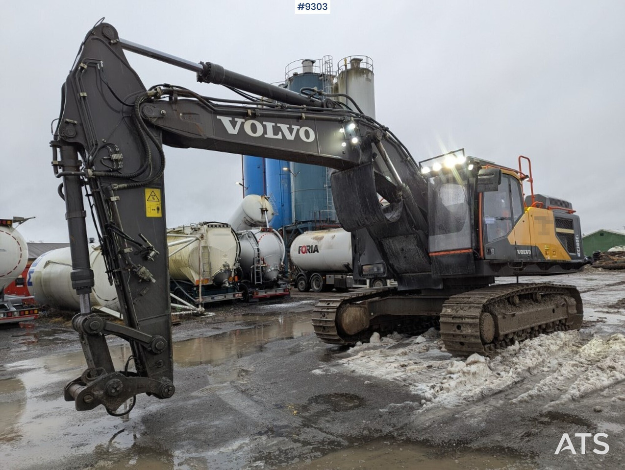 Excavator Volvo EC 380 EL (SEE VIDEO) - حفار زاحف: صورة 1 Excavator Volvo EC 380 EL (SEE VIDEO) - حفار زاحف: صورة 1