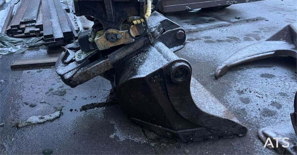 حفار زاحف Hitachi ZX130 W Wheel Excavator with Digging System and At: صورة 1