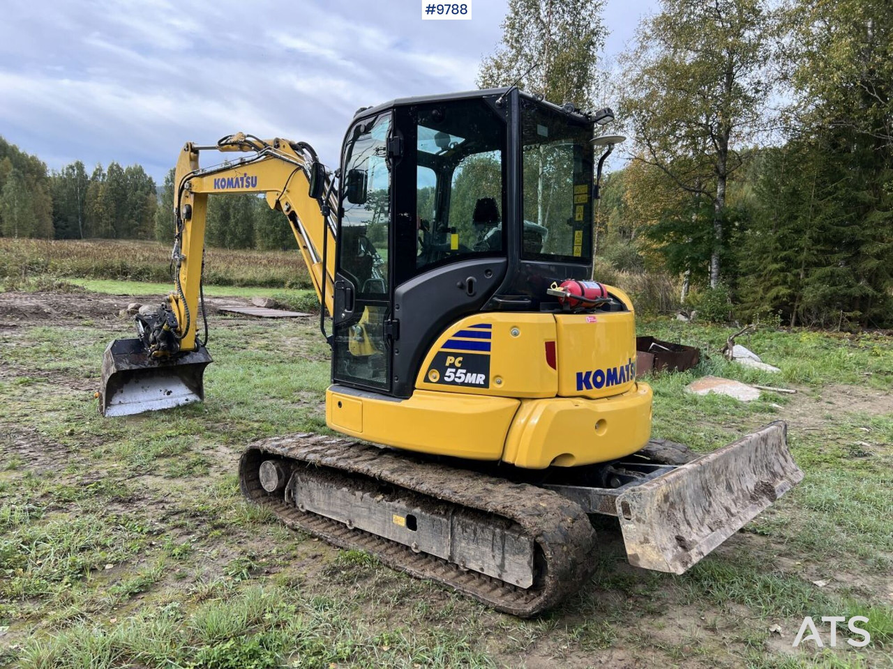 KOMATSU PC55MR-5E0 Excavator with attachments (SEE VIDEO) - حفار صغير: صورة 3 KOMATSU PC55MR-5E0 Excavator with attachments (SEE VIDEO) - حفار صغير: صورة 3