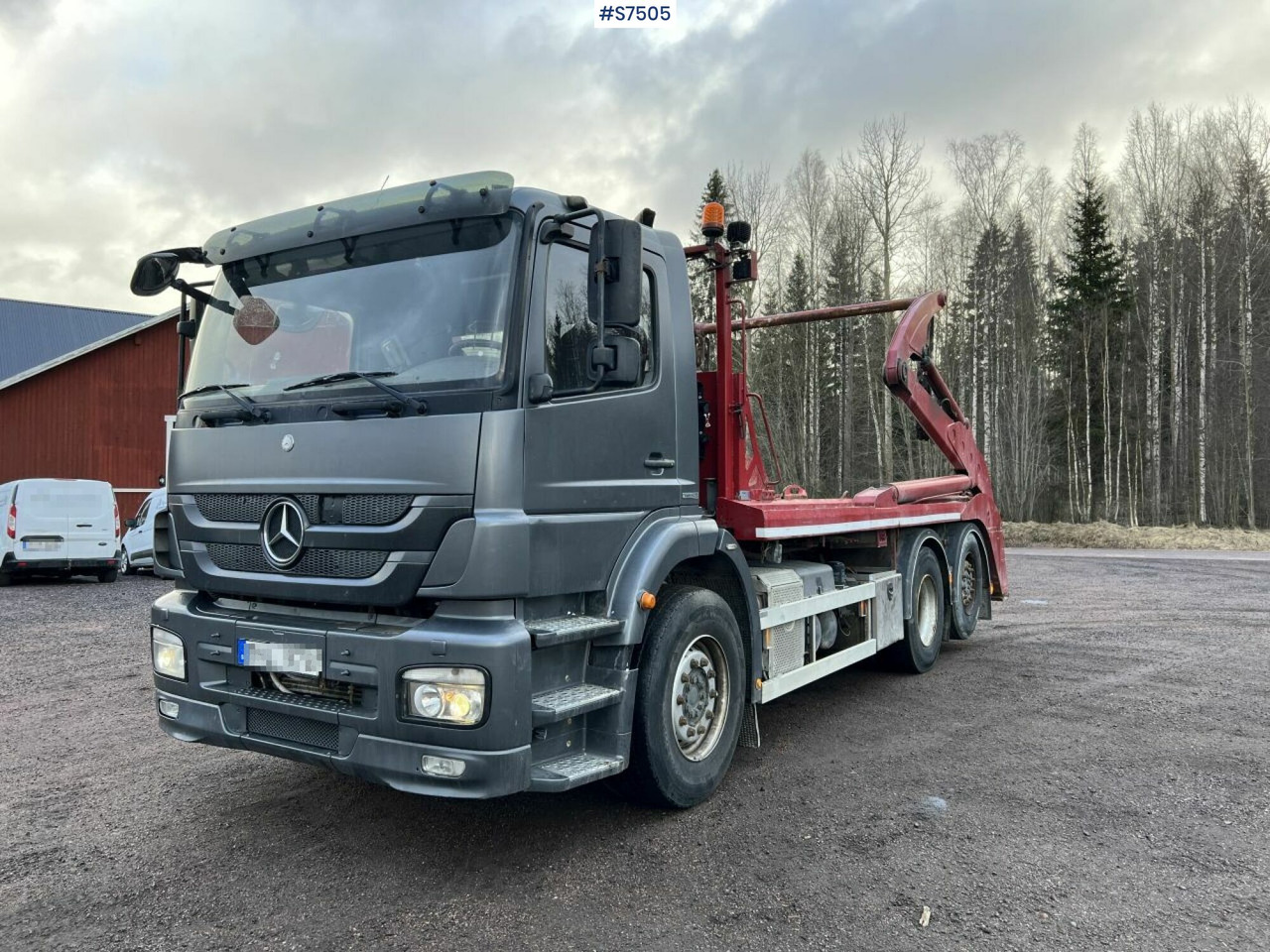 Lift dumper Mercedes Benz 950.60 2529L (SE VIDEO) - شاحنة لودر انزلاقي: صورة 1 Lift dumper Mercedes Benz 950.60 2529L (SE VIDEO) - شاحنة لودر انزلاقي: صورة 1