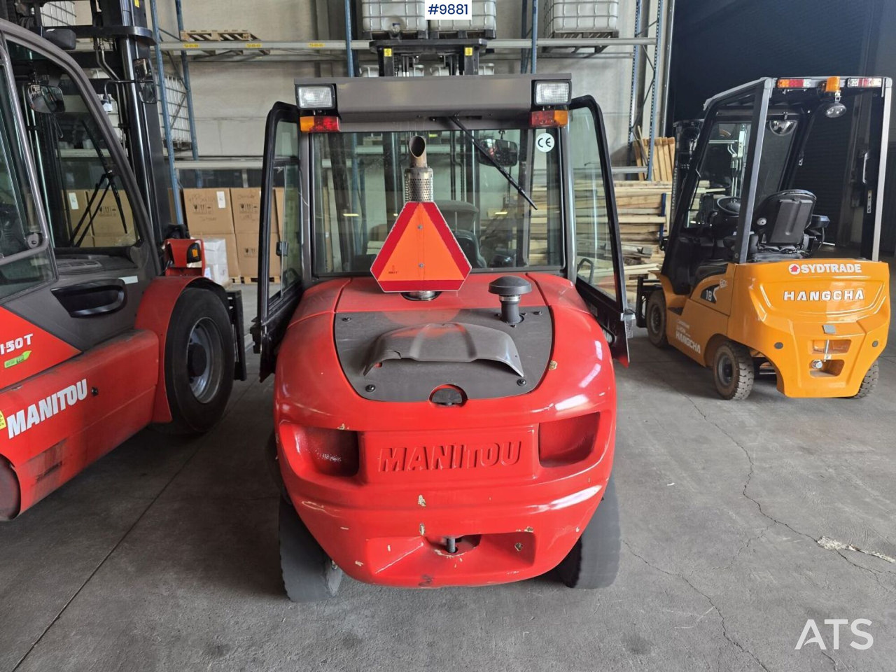 Manitou diesel truck - رافعة شوكية ديزل: صورة 2 Manitou diesel truck - رافعة شوكية ديزل: صورة 2
