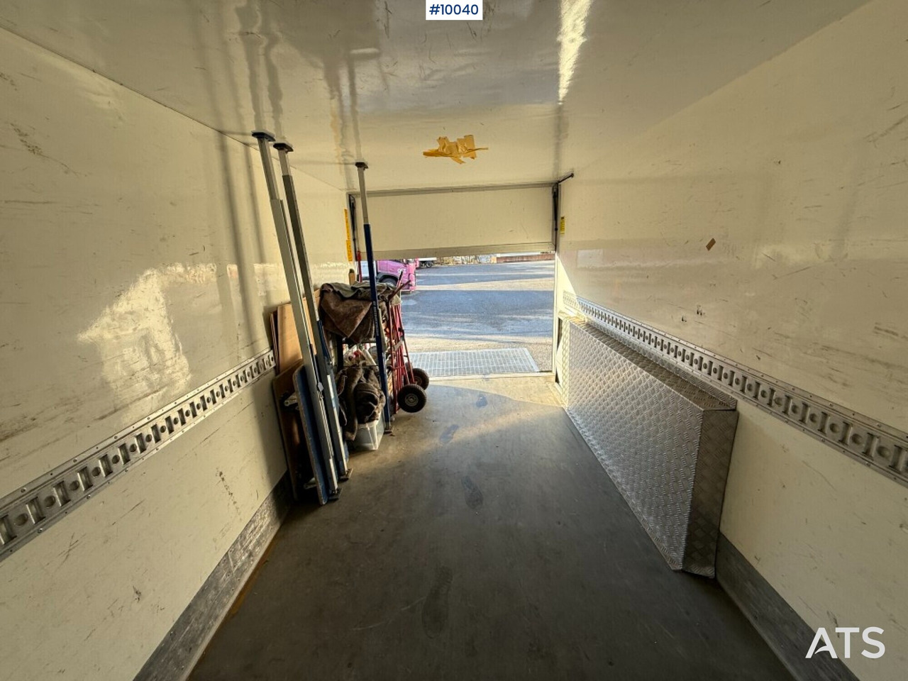 شاحنة بصندوق مغلق Mercedes Benz Sprinter with tail lift: صورة 20