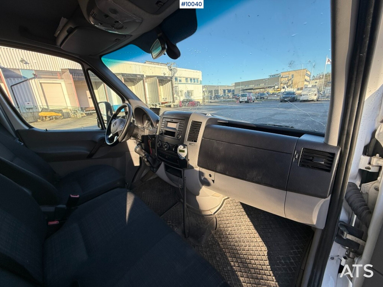 شاحنة بصندوق مغلق Mercedes Benz Sprinter with tail lift: صورة 11