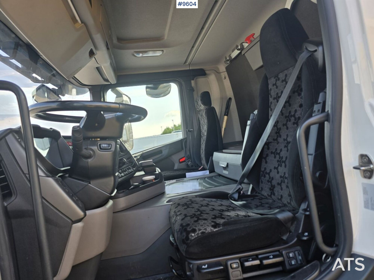 Scania P250 Liftable and lowerable body - شاحنة صندوقية: صورة 5 Scania P250 Liftable and lowerable body - شاحنة صندوقية: صورة 5