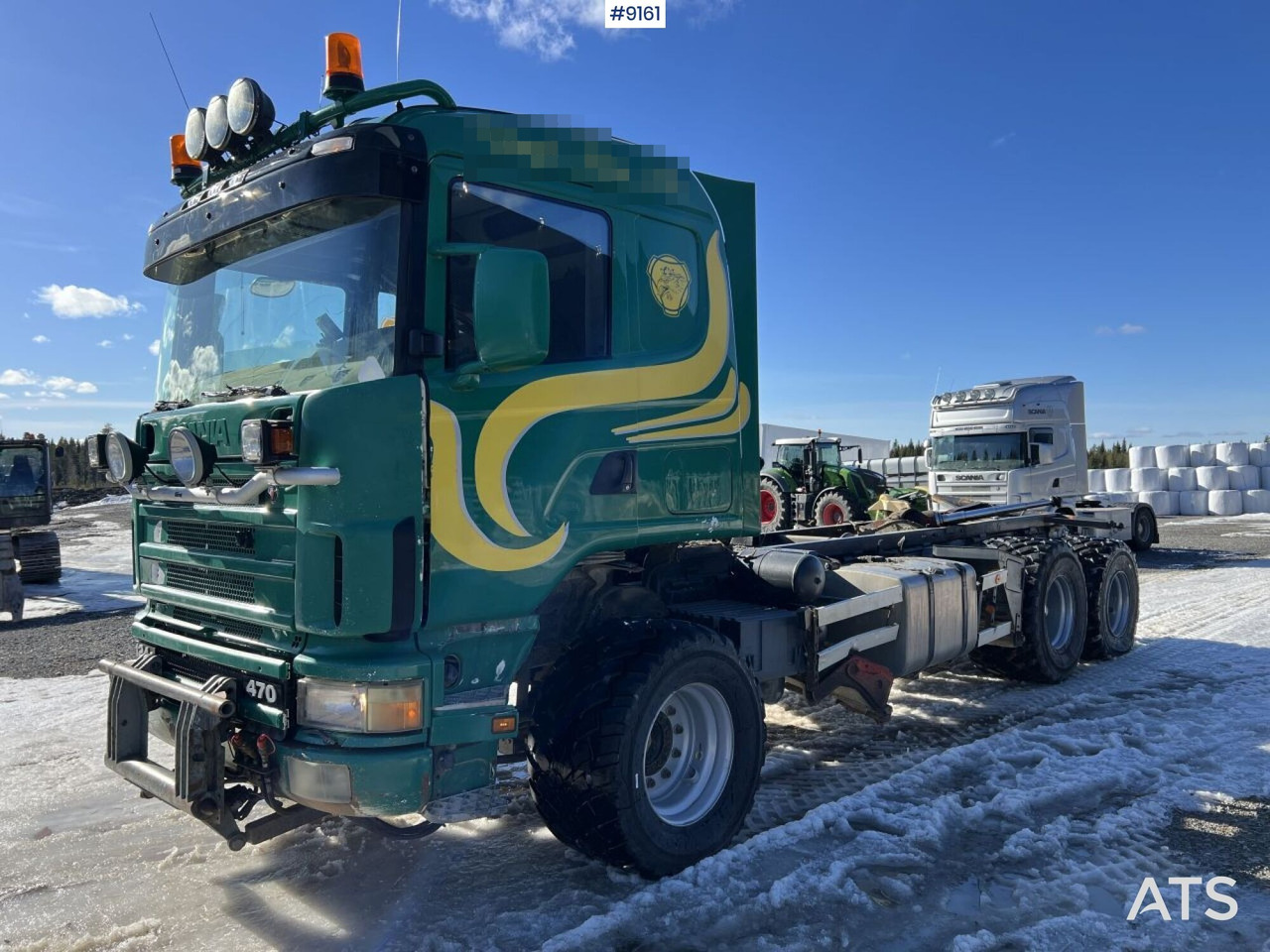 Scania R124 with cameleont quick lock, underbite and plow attachments - شاحنة بهيكل معدني للمقصورة: صورة 2 Scania R124 with cameleont quick lock, underbite and plow attachments - شاحنة بهيكل معدني للمقصورة: صورة 2