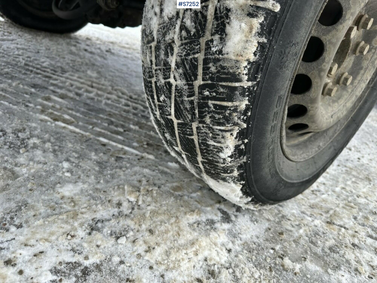 شاحنة بصندوق مغلق Sprinter box truck Mercedes Benz  with Tailgate lift: صورة 7