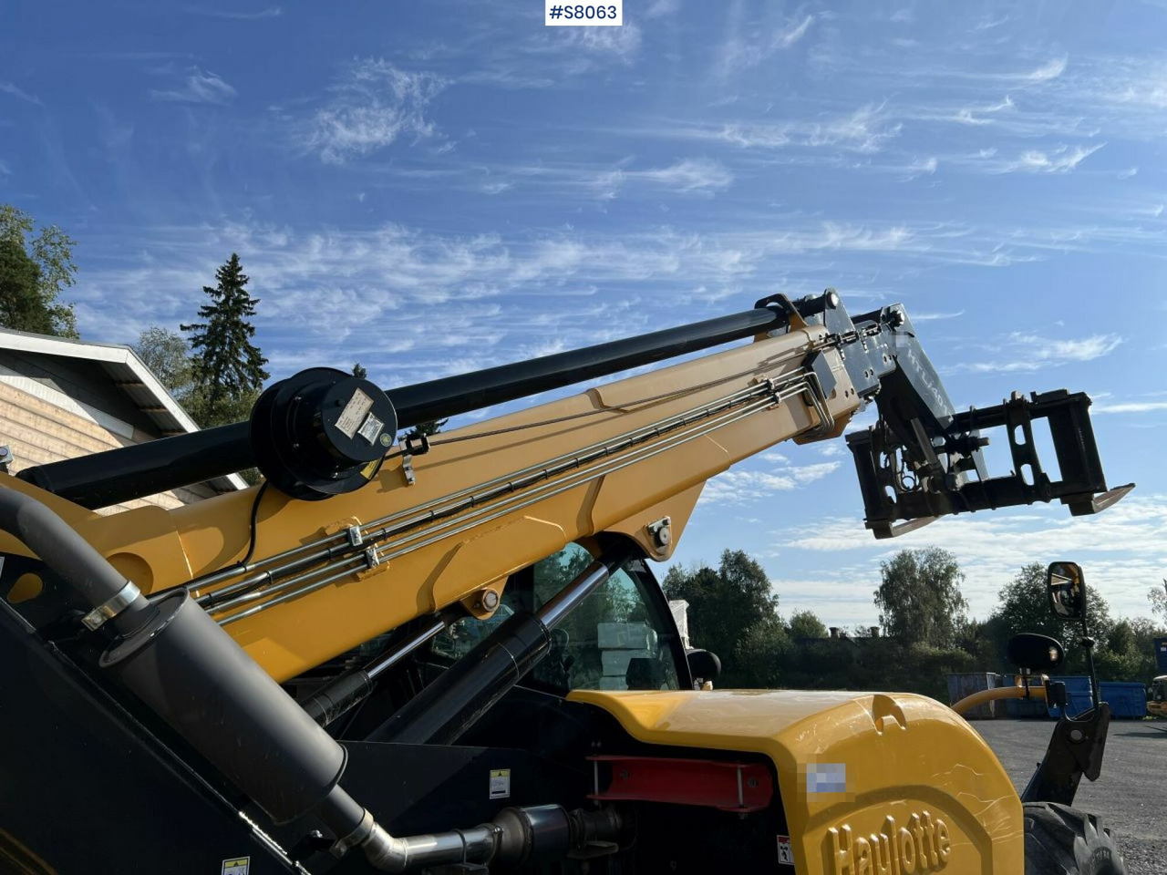 Teleskopic loader Haulotte HTL4017 with only 2619,7 hours - آلة رفع ونقل تلسكوبية: صورة 4 Teleskopic loader Haulotte HTL4017 with only 2619,7 hours - آلة رفع ونقل تلسكوبية: صورة 4
