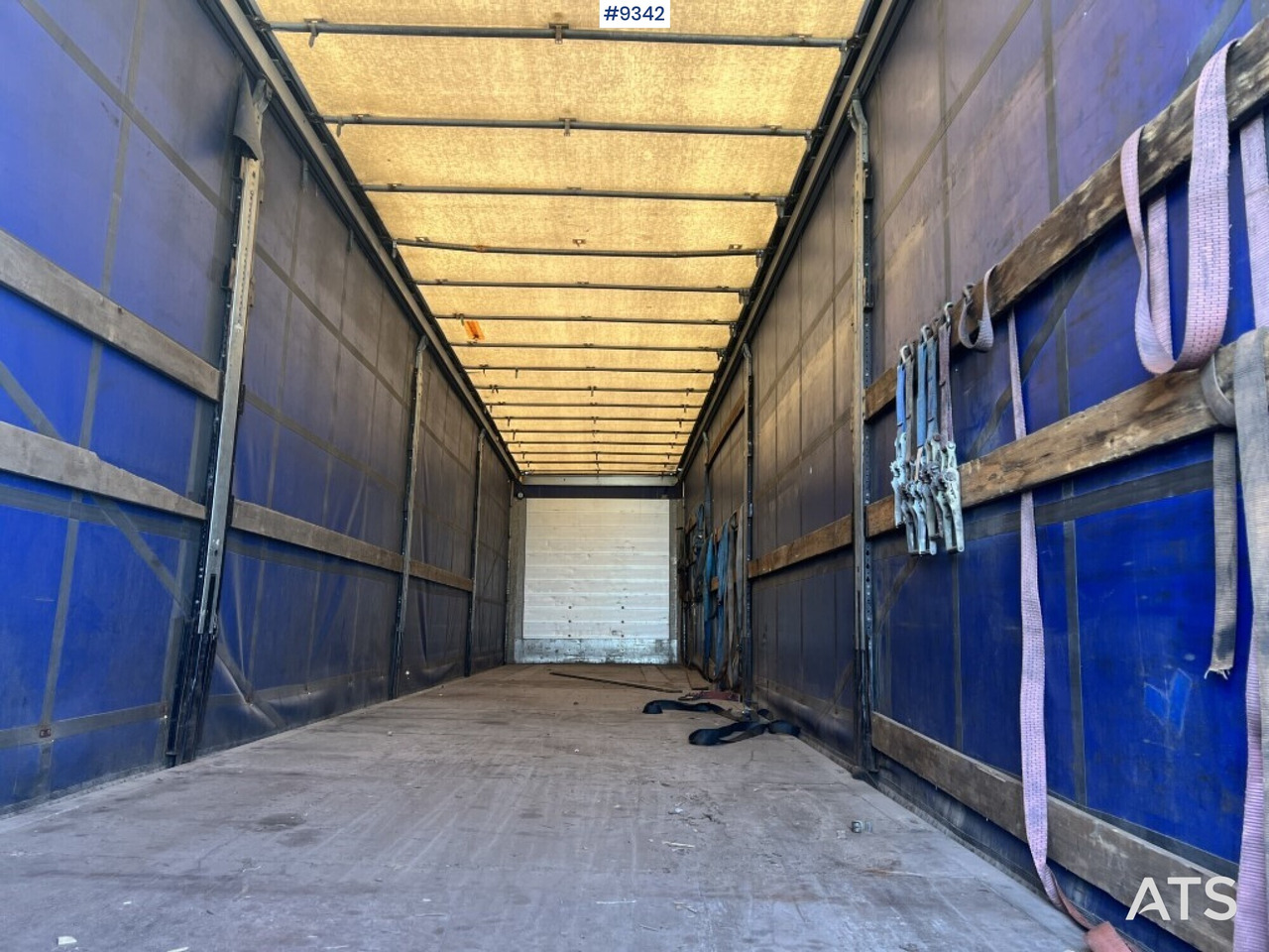 Trailer SCHMITZ CARGOBULL - نصف مقطورة بستائر جانبية: صورة 2 Trailer SCHMITZ CARGOBULL - نصف مقطورة بستائر جانبية: صورة 2