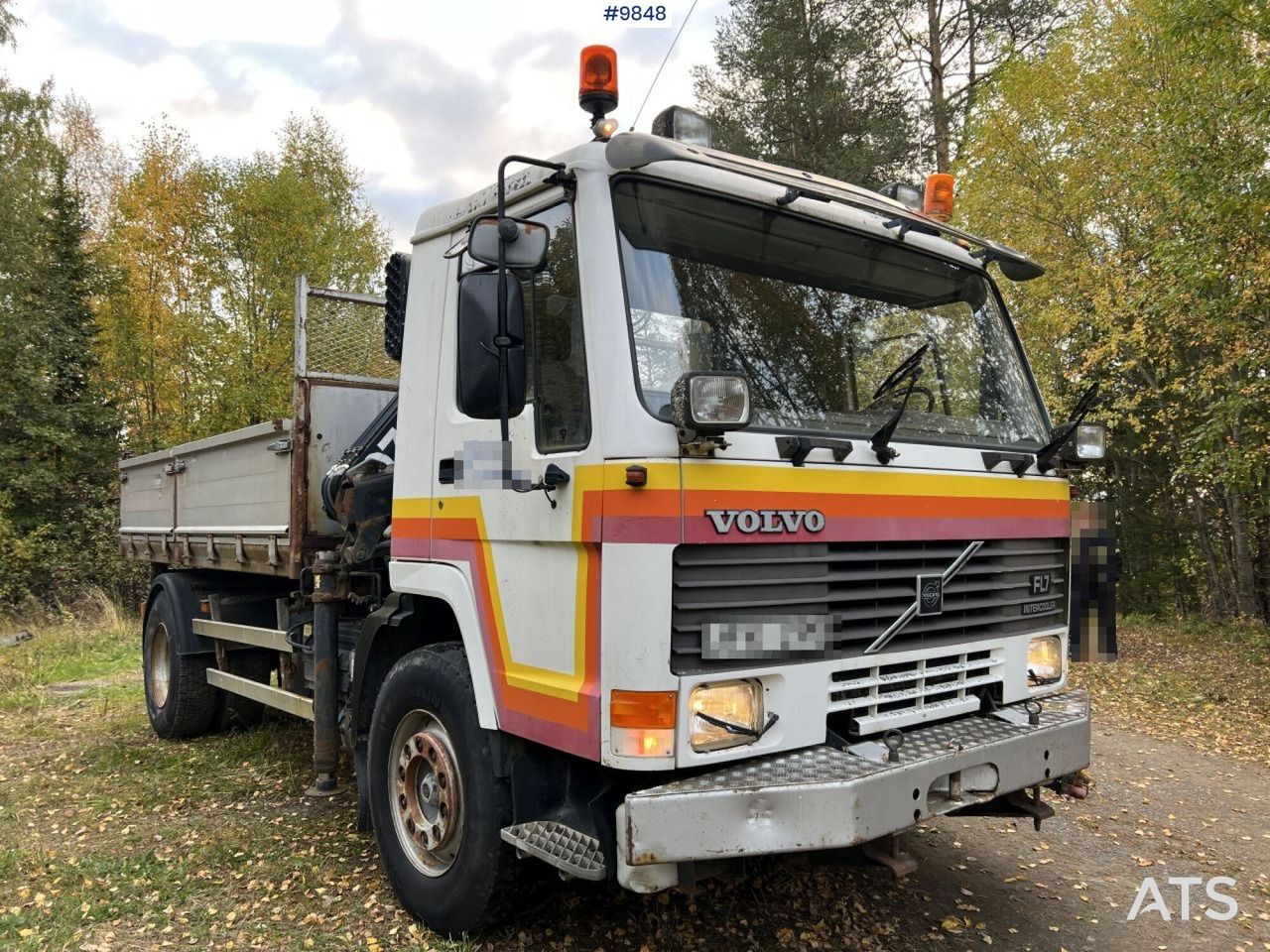 VOLVO FL7 4X2 Crane truck/Dump truck with Hiab071 crane - شاحنة قلاب, شاحنة كرين: صورة 2 VOLVO FL7 4X2 Crane truck/Dump truck with Hiab071 crane - شاحنة قلاب, شاحنة كرين: صورة 2
