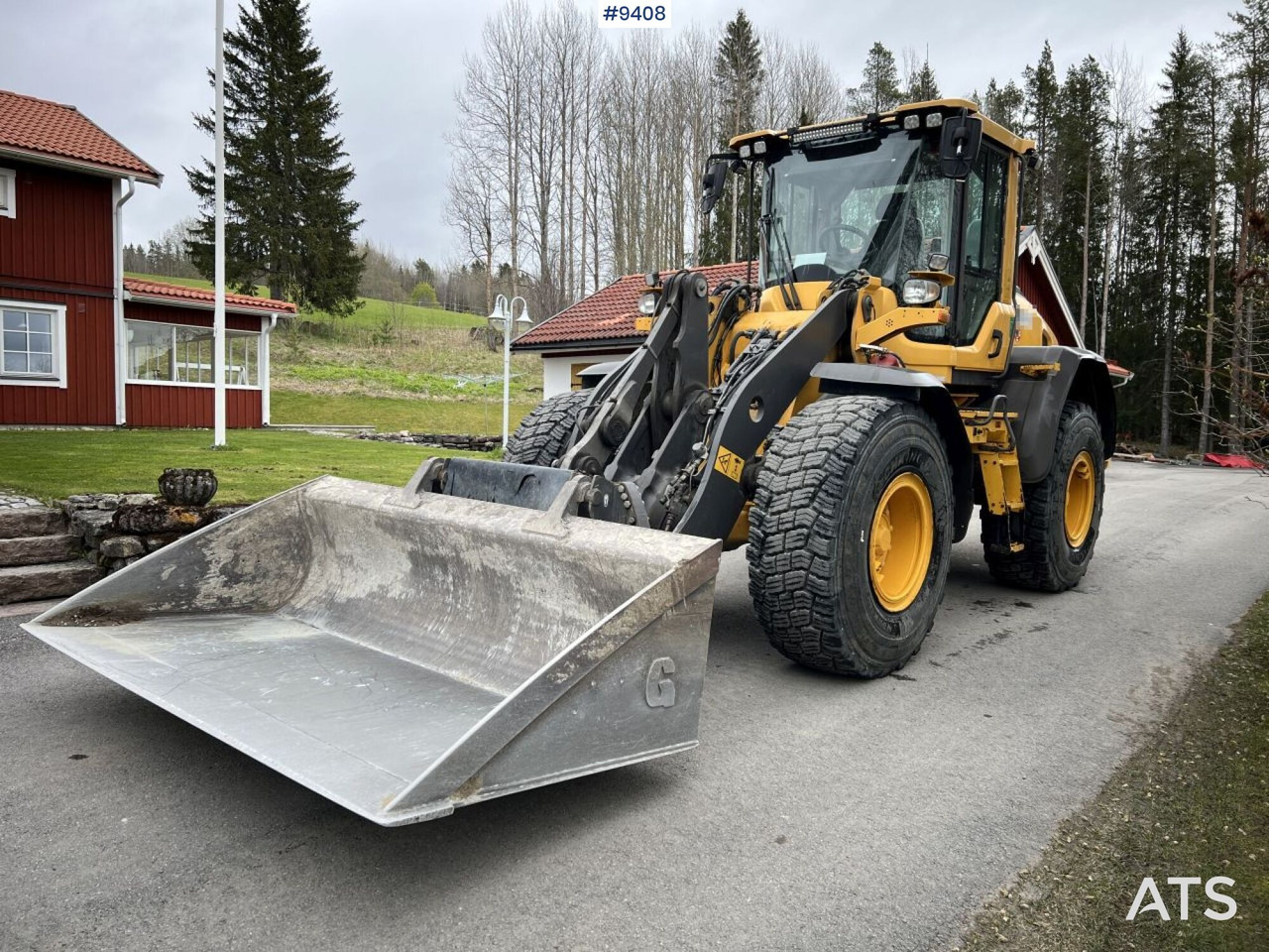 VOLVO L60 H with bucket (VIDEO) - اللودر بعجل: صورة 1 VOLVO L60 H with bucket (VIDEO) - اللودر بعجل: صورة 1