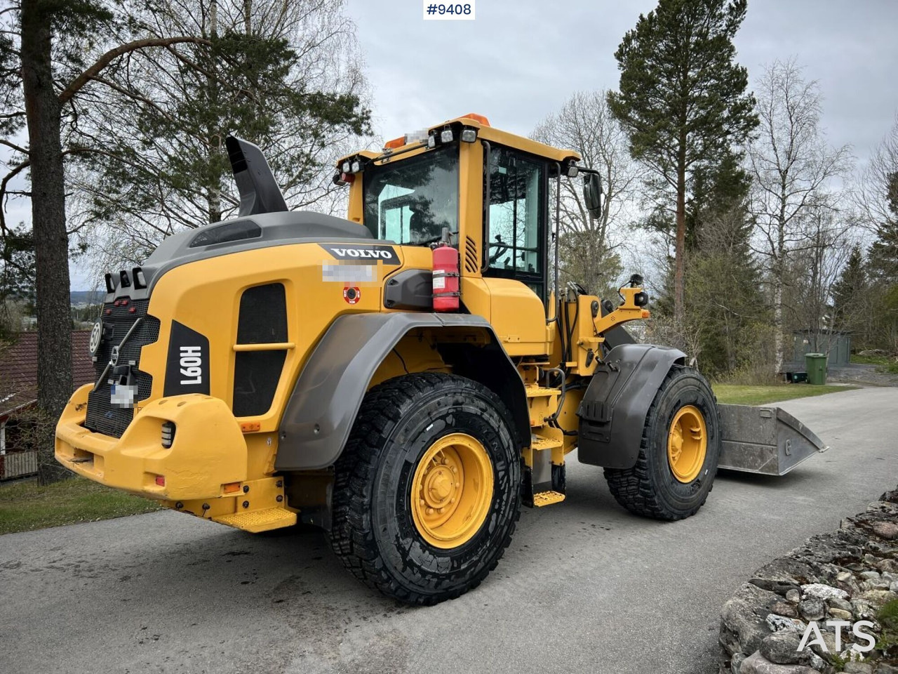 VOLVO L60 H with bucket (VIDEO) - اللودر بعجل: صورة 5 VOLVO L60 H with bucket (VIDEO) - اللودر بعجل: صورة 5