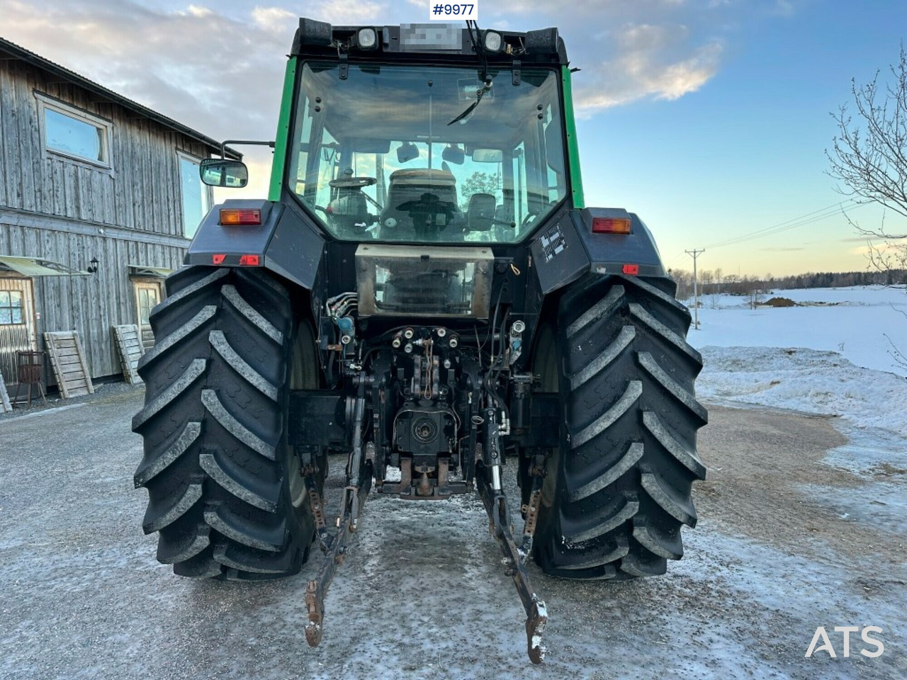 Valtra X110 waiststeering tractor with twintrac - جرار: صورة 5 Valtra X110 waiststeering tractor with twintrac - جرار: صورة 5