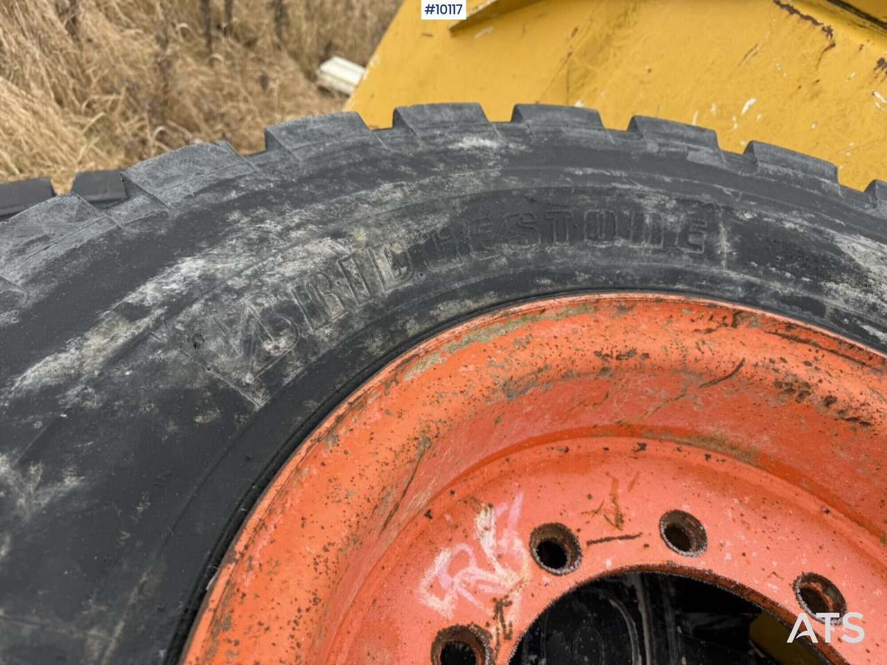 عجلات - آلات الإنشاء Various Construction tires with rims for lift: صورة 7 عجلات - آلات الإنشاء Various Construction tires with rims for lift: صورة 7