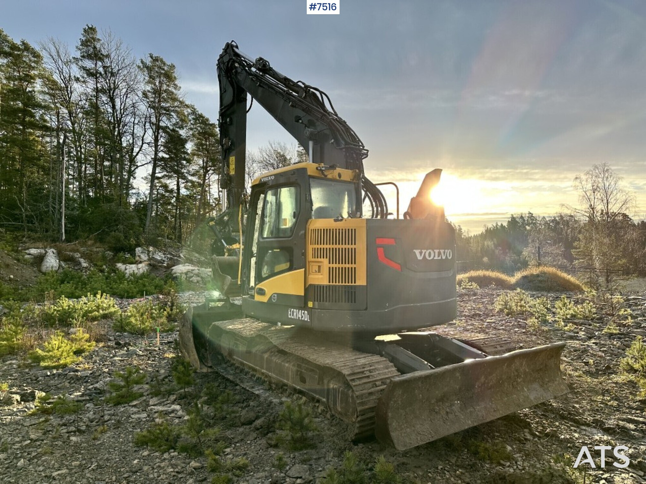 Volvo ECR145DL Crawler excavator with rotor and buckets - حفار زاحف: صورة 5 Volvo ECR145DL Crawler excavator with rotor and buckets - حفار زاحف: صورة 5