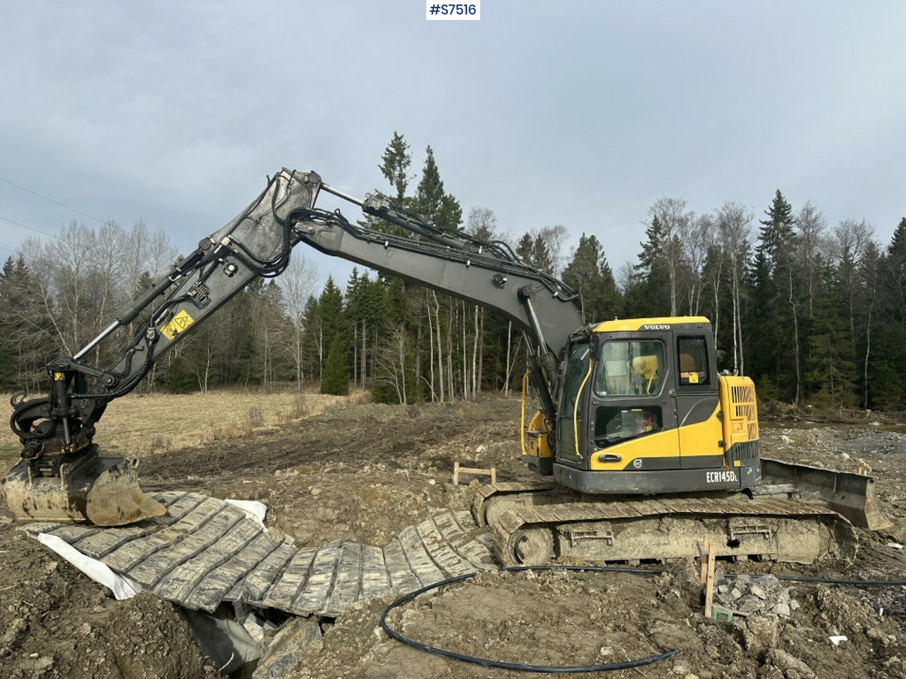 Volvo ECR145DL Crawler excavator with rotor and buckets - حفار زاحف: صورة 2 Volvo ECR145DL Crawler excavator with rotor and buckets - حفار زاحف: صورة 2