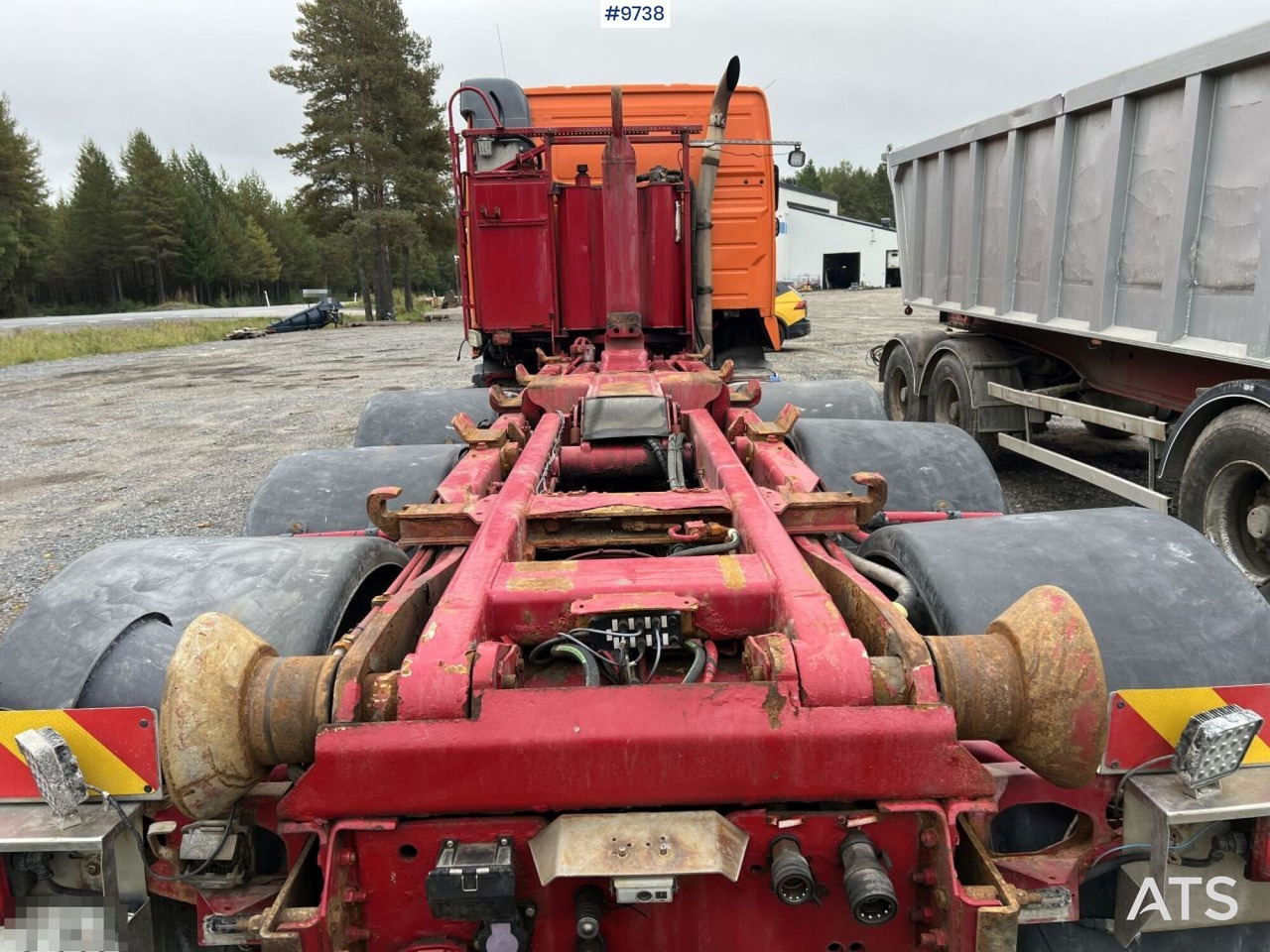 Volvo FH 8*4 Truck with plow attachment - شاحنة برافعة خطافية: صورة 5 Volvo FH 8*4 Truck with plow attachment - شاحنة برافعة خطافية: صورة 5