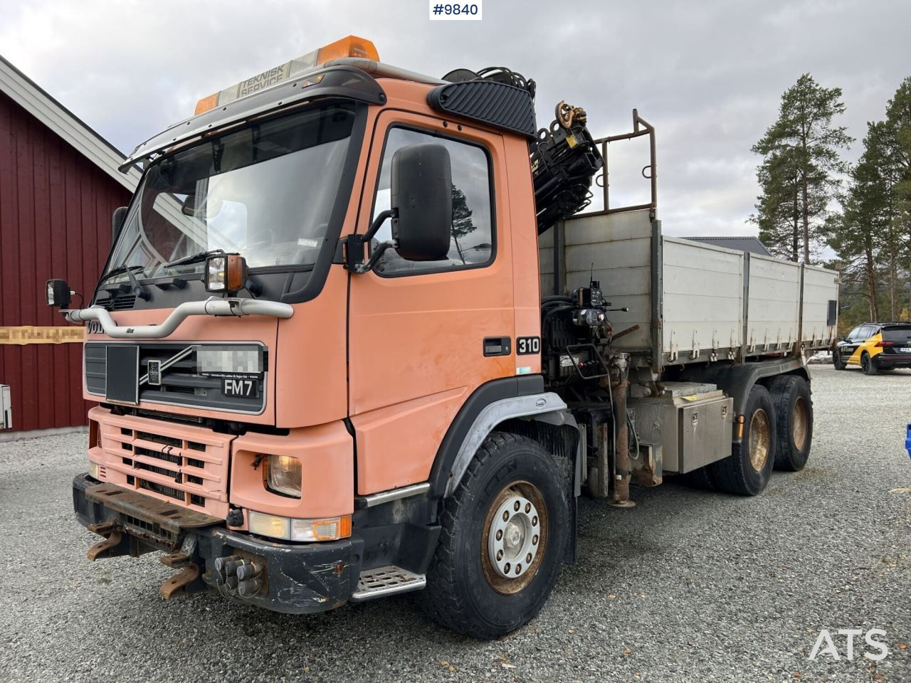 Volvo FM7 crane truck/tipper truck with Hiab 112 (video) - شاحنة قلاب: صورة 1 Volvo FM7 crane truck/tipper truck with Hiab 112 (video) - شاحنة قلاب: صورة 1