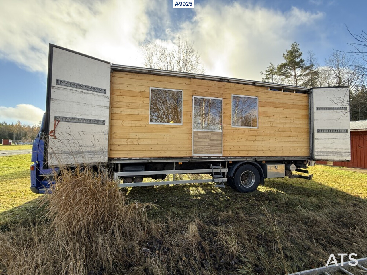 Volvo FM9 4X2 Recreational Vehicle (RV) - شاحنة صندوقية, عربة تخييم: صورة 1 Volvo FM9 4X2 Recreational Vehicle (RV) - شاحنة صندوقية, عربة تخييم: صورة 1