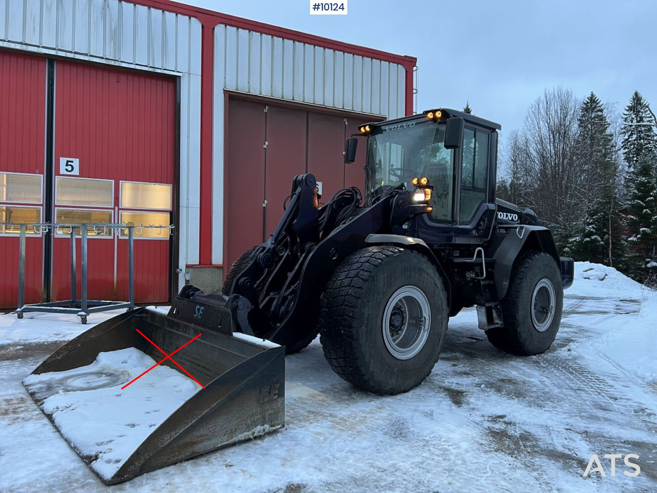 Volvo L90 F Wheel Loade (VIDEO) - اللودر بعجل: صورة 1 Volvo L90 F Wheel Loade (VIDEO) - اللودر بعجل: صورة 1