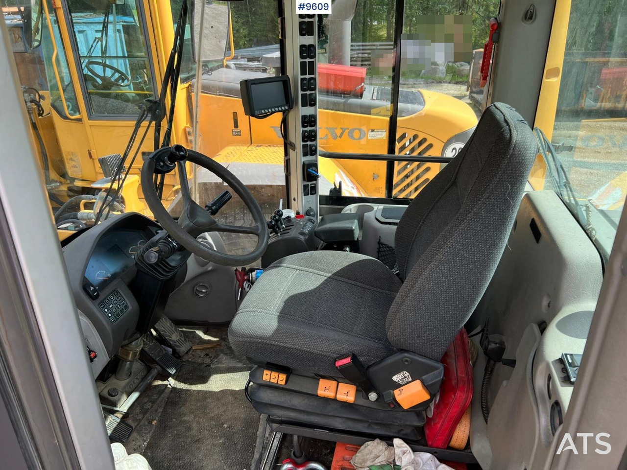 Volvo L90 G wheel loader - اللودر بعجل: صورة 5 Volvo L90 G wheel loader - اللودر بعجل: صورة 5