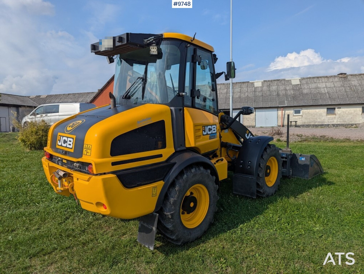 Wheel loader JCB 409 Stage V Nordic Edition 40km/h with attachments - اللودر بعجل: صورة 3 Wheel loader JCB 409 Stage V Nordic Edition 40km/h with attachments - اللودر بعجل: صورة 3