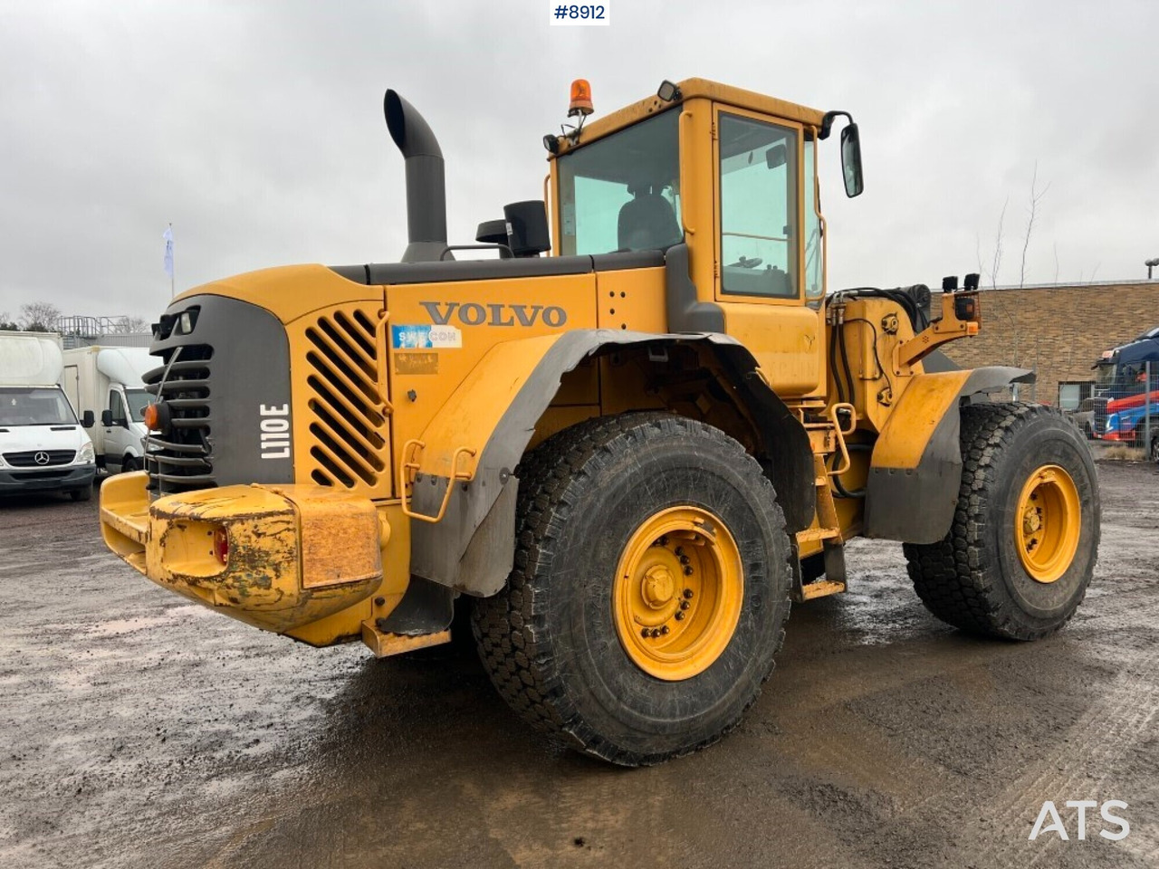 Wheel loader - Volvo L110E - اللودر بعجل: صورة 3 Wheel loader - Volvo L110E - اللودر بعجل: صورة 3