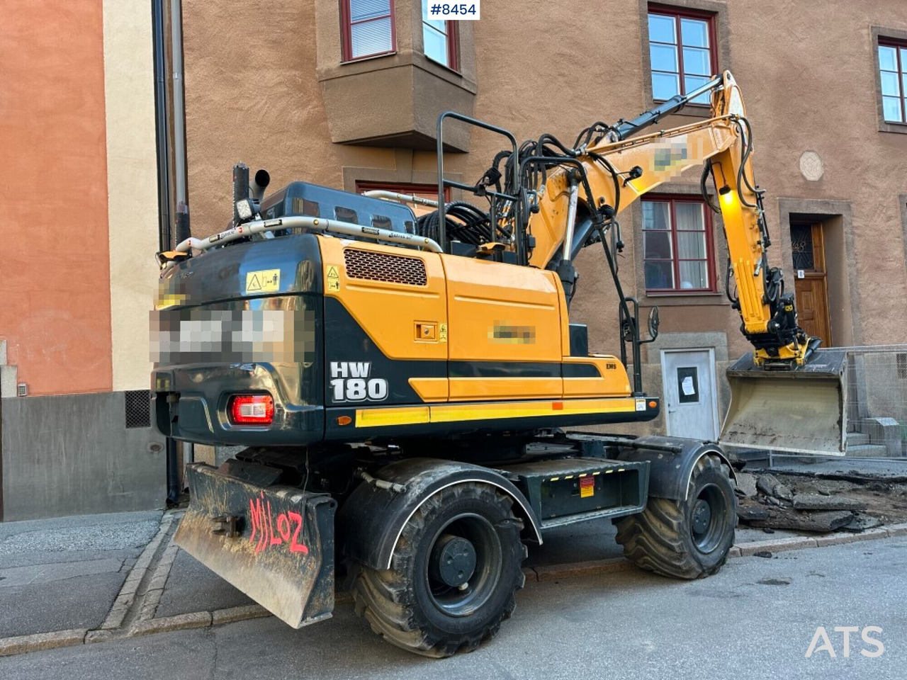 Wheeled excavator Hyundai HW180 with rotor digging system and gear (SEE VIDEO) - حفار ذو عجلات: صورة 3 Wheeled excavator Hyundai HW180 with rotor digging system and gear (SEE VIDEO) - حفار ذو عجلات: صورة 3