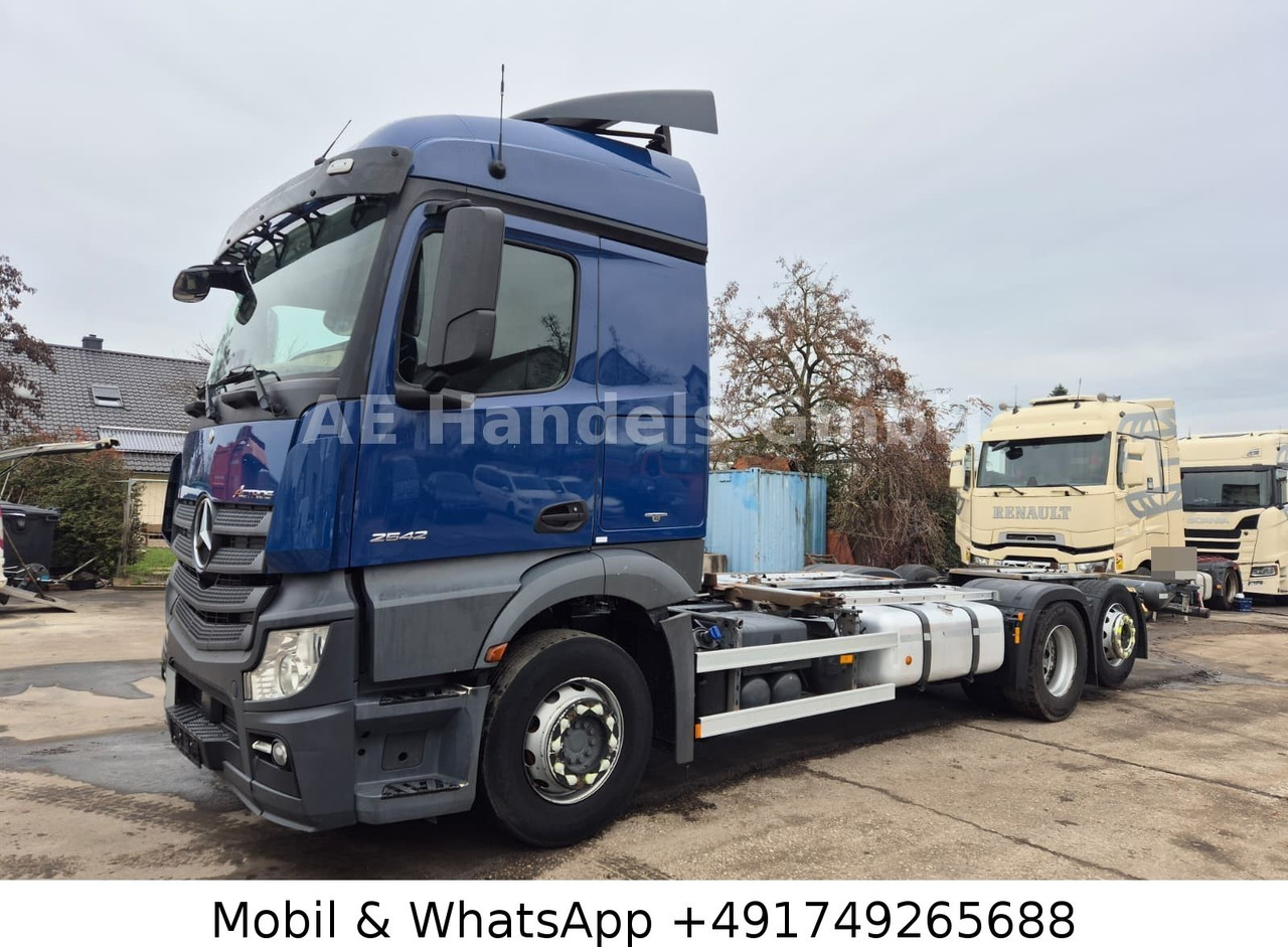 Mercedes-Benz Actros 4 2542 StreamSpace LL BDF *Retader/Multi - ناقلة حاويات/ شاحنة حاويات: صورة 2 Mercedes-Benz Actros 4 2542 StreamSpace LL BDF *Retader/Multi - ناقلة حاويات/ شاحنة حاويات: صورة 2